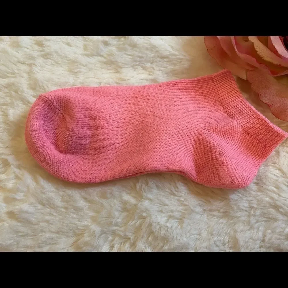 D.I.Y. Girls 6 Pairs of Socks, Bracelet making kit